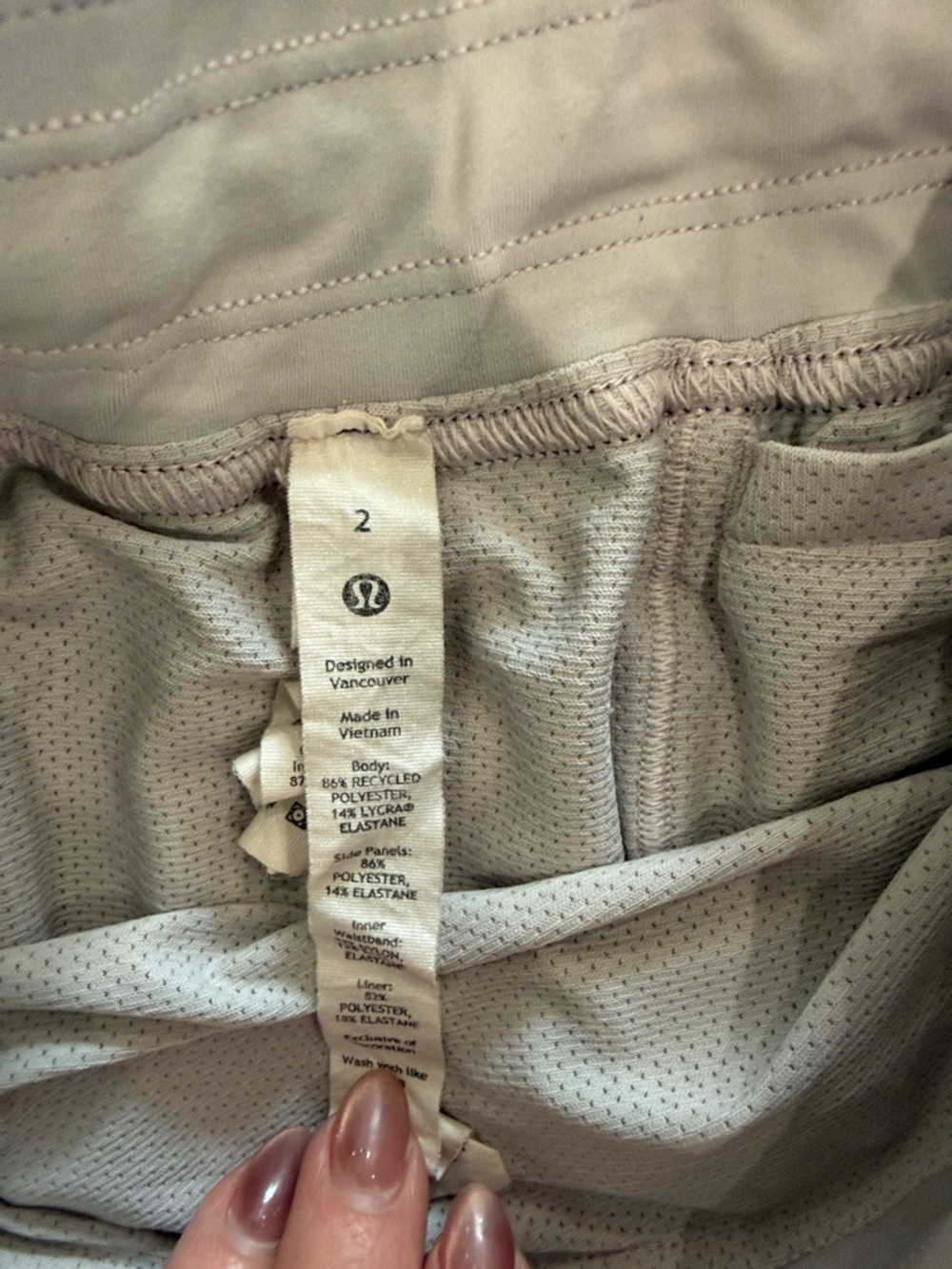 lululemon discontinued Shorts in Light Green, Gray, Black
Size 2, 4 inch inseam - Picture 2 of 3
